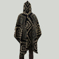Load image into Gallery viewer, Poncho Unisex One-Size Black-Pacha Ancestral Design