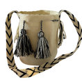 Load image into Gallery viewer, Wayuu Medium Bags – Plain Base with Colourful Strap Accent-Pacha Ancestral Design
