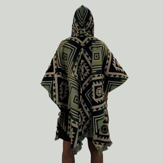 Poncho Unisex One-Size Green-Pacha Ancestral Design
