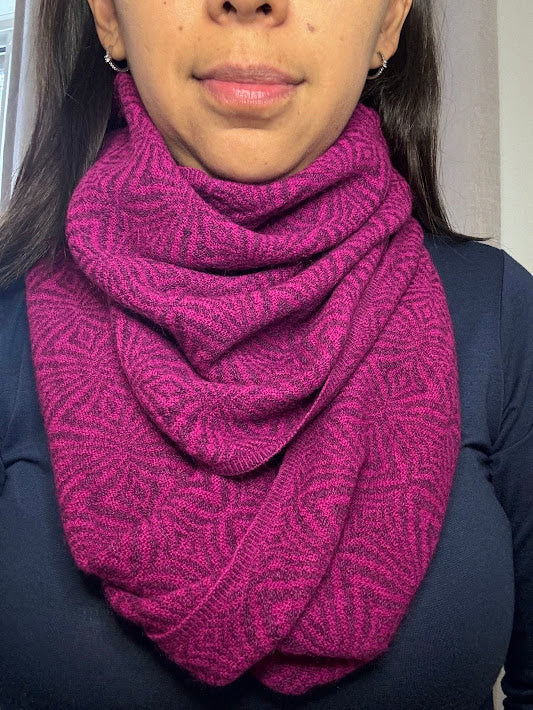 Alpaca Infinity Scarf Fucsia-Pacha Ancestral Design