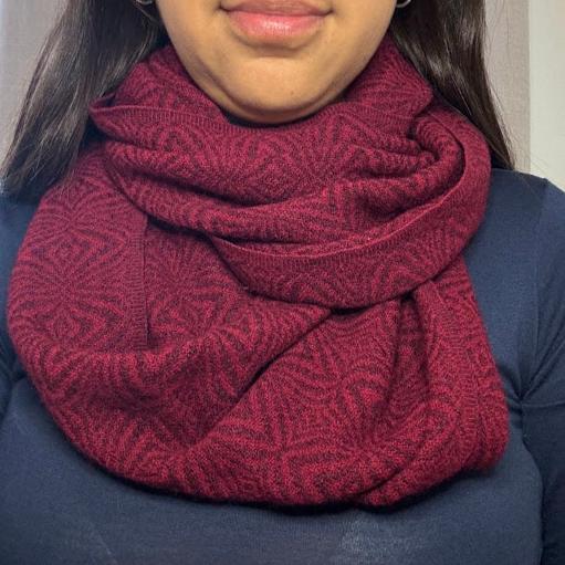 Alpaca Infinity Scarf Red Wine-Pacha Ancestral Design